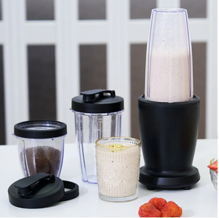 Mainstays 10-Piece Blender Set, Black, 300W, with 3 Jars (10oz, 16oz, 18oz), 2 Drinking Lids, Stainless Steel Blade